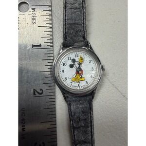 Vintage Lorus Mickey Mouse Disney Watch V515-6080 Silver Tone Grey Strap Quartz
